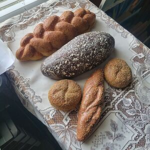 VTg Realistic Fake Bread Braided Display Loaf Deli Prop Bakery Faux Lot of 5 pcs